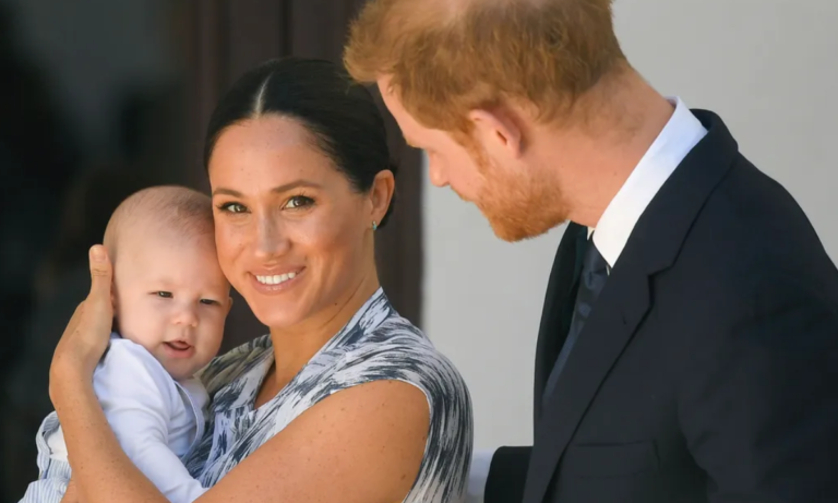 KATE AND WILLIAM INVITED MEGHAN AND HARRY WITH THEIR KIDS “TO MAKE UP” AND STRENGTHEN FAMILY BONDS.